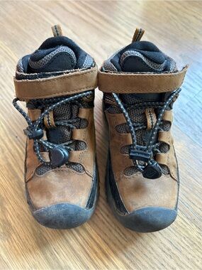 Keen Kids Hiking Boots - Size 10